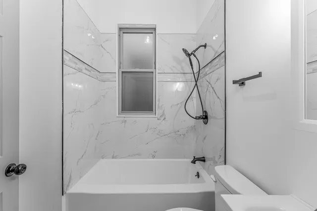 $1,625 | 6602 South Marquette Road, Unit 1, Chicago, IL 60637