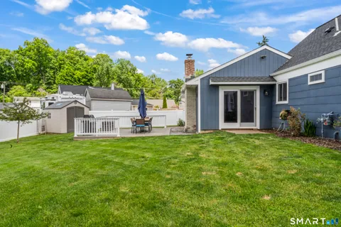 $490,000 | 31 Bethpage Drive, Bethel, CT 06801