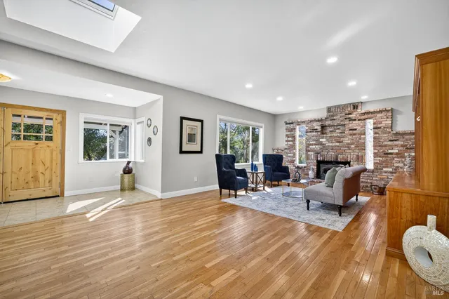 $1,689,000 | 635 Goodwin Avenue, Penngrove, CA 94951