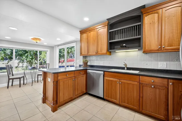 $1,689,000 | 635 Goodwin Avenue, Penngrove, CA 94951