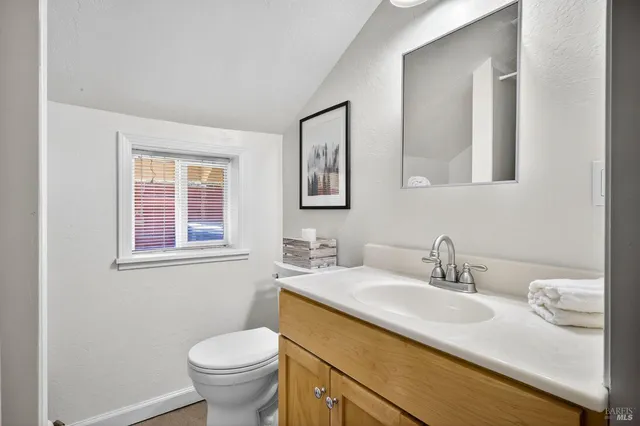 $1,689,000 | 635 Goodwin Avenue, Penngrove, CA 94951