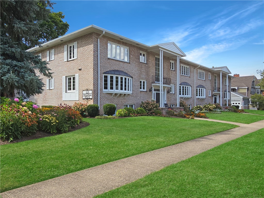 820 East Avenue, Unit UN700 Rochester, NY 14607 - Photo 2 of 39 Exterior Front Looking from East Ave