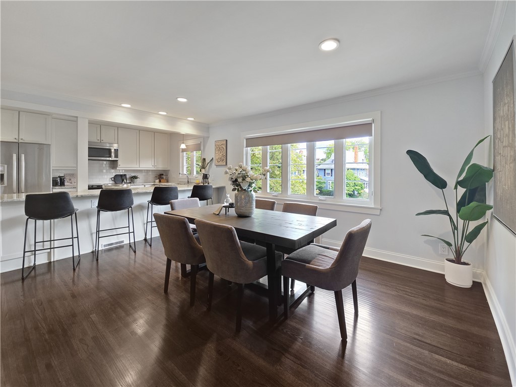820 East Avenue, Unit UN700 Rochester, NY 14607 - Photo 5 of 39 Dining Room