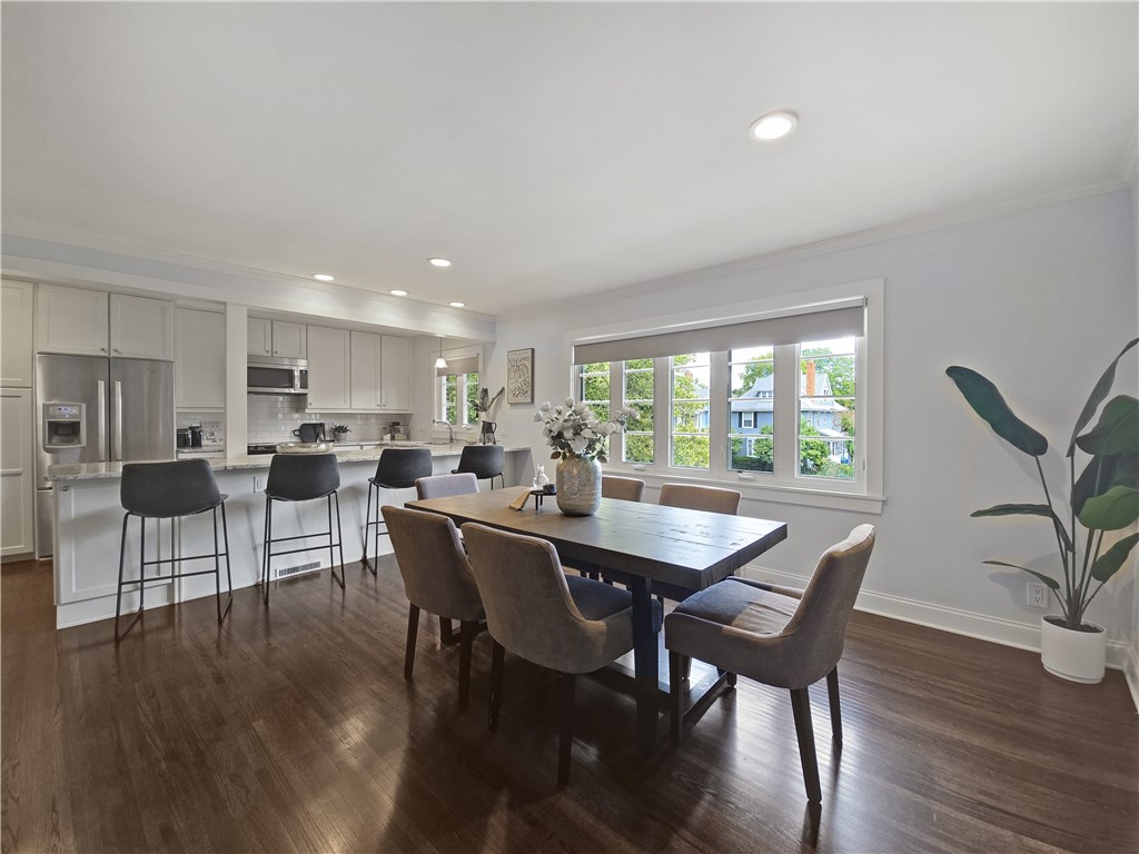 820 East Avenue, Unit UN700 Rochester, NY 14607 - Photo 8 of 39 Dining Room