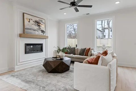 $644,500 | 2109 A Carter Avenue, Nashville, TN 37206