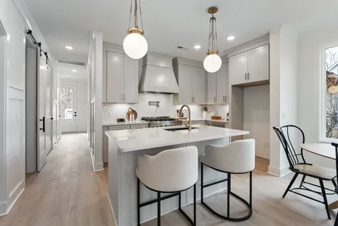 $644,500 | 2109 A Carter Avenue, Nashville, TN 37206