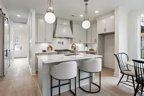 $644,500 | 2109 A Carter Avenue, Nashville, TN 37206