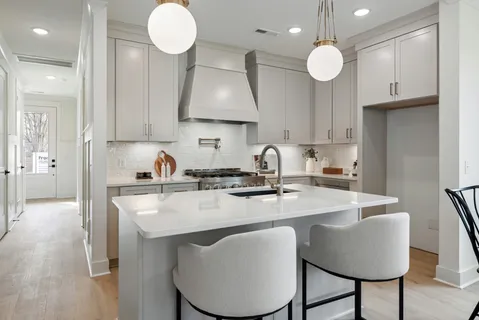 $644,500 | 2109 A Carter Avenue, Nashville, TN 37206