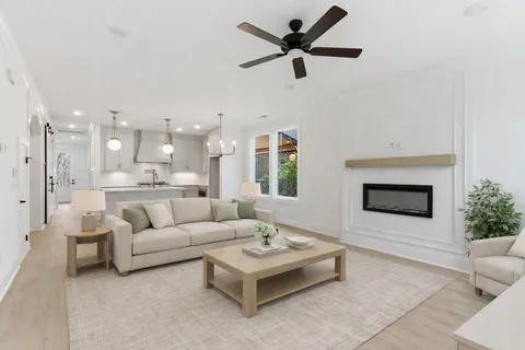 $650,000 | 2109 A Carter Avenue, Nashville, TN 37206