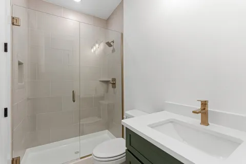 $644,500 | 2109 A Carter Avenue, Nashville, TN 37206