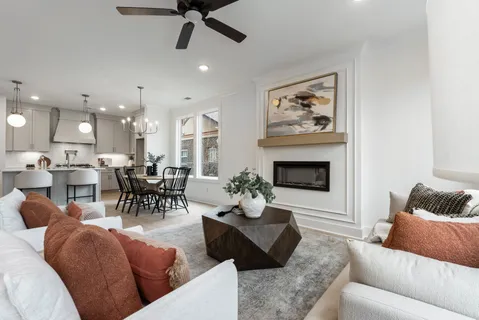 $644,500 | 2109 A Carter Avenue, Nashville, TN 37206