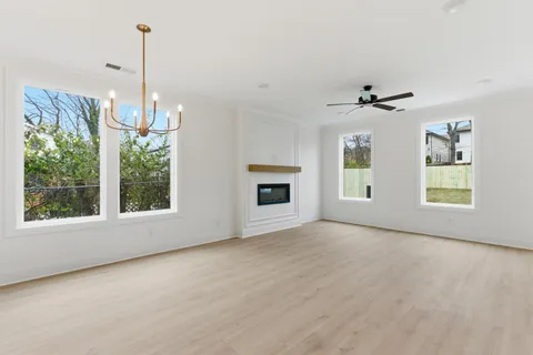 $650,000 | 2109 A Carter Avenue, Nashville, TN 37206