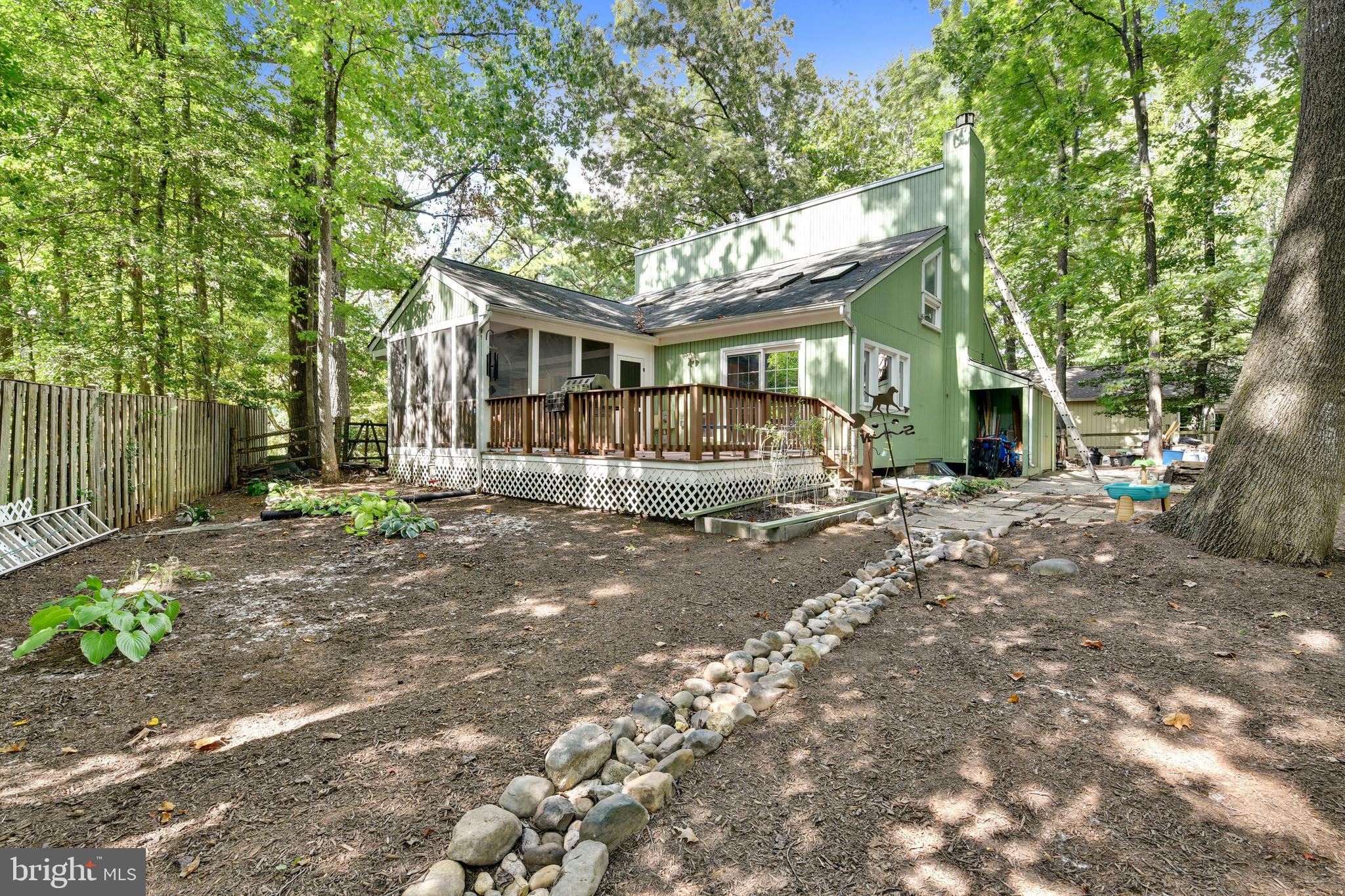 9317 Raintree Road Burke, VA 22015 - Photo 49 of 69 Gallery Image 49