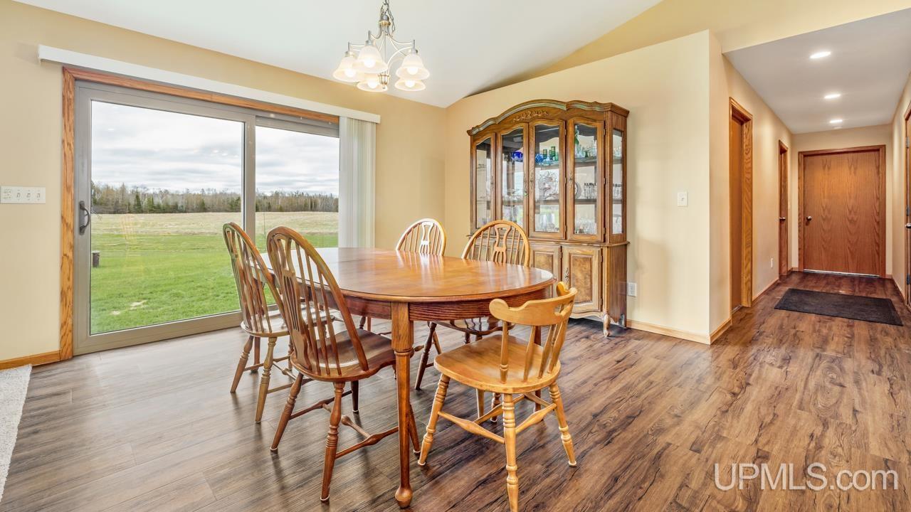 6230 East 5th Road Bark River, MI 49807 - Photo 10 of 48