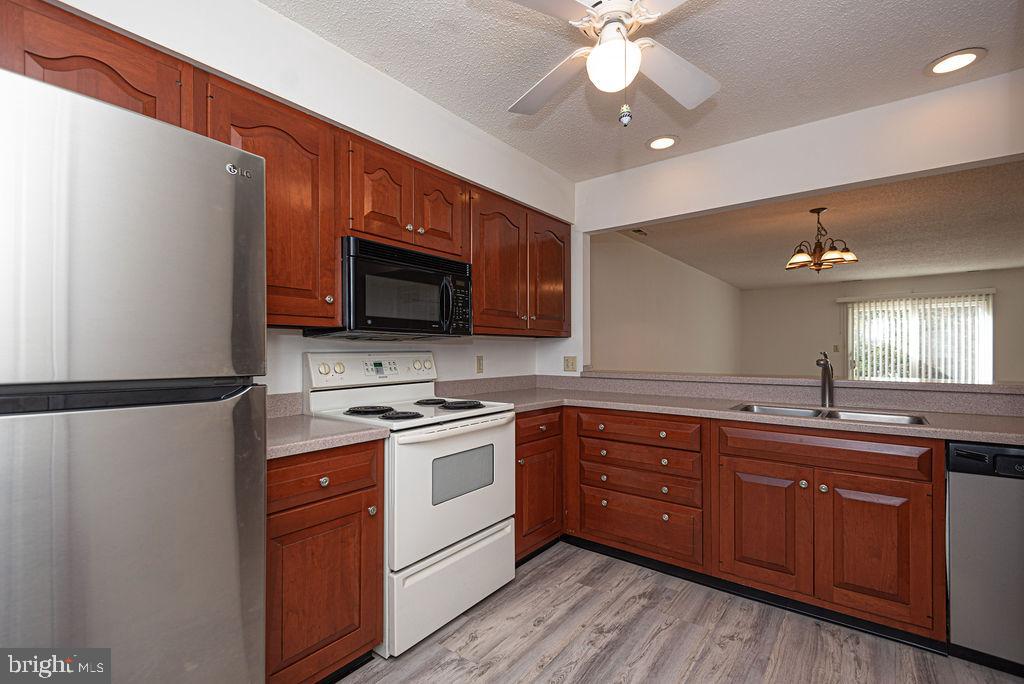 8 Franklin Square, Unit A8 Berlin, MD 21811 - Photo 11 of 37