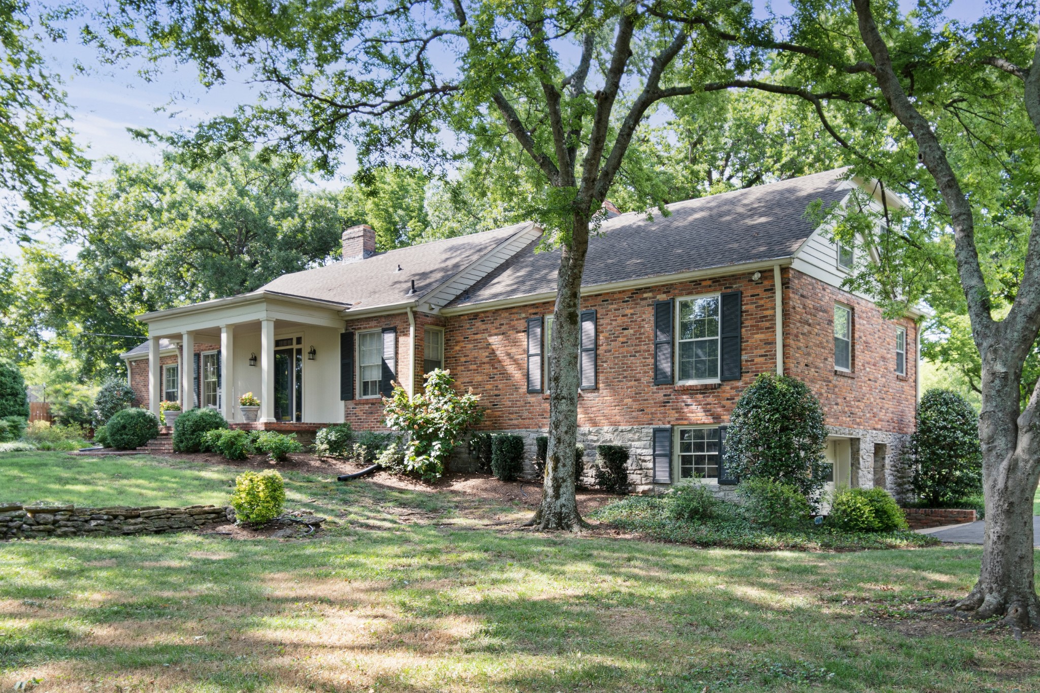3912 Trimble Road Nashville, TN 37205 - Photo 3 of 37 Gallery Image 3