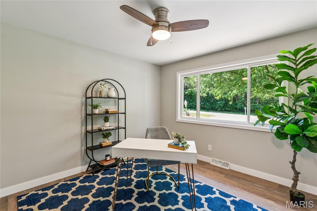 1740 Parr Road Wentzville, MO 63385 - Photo 14 of 34