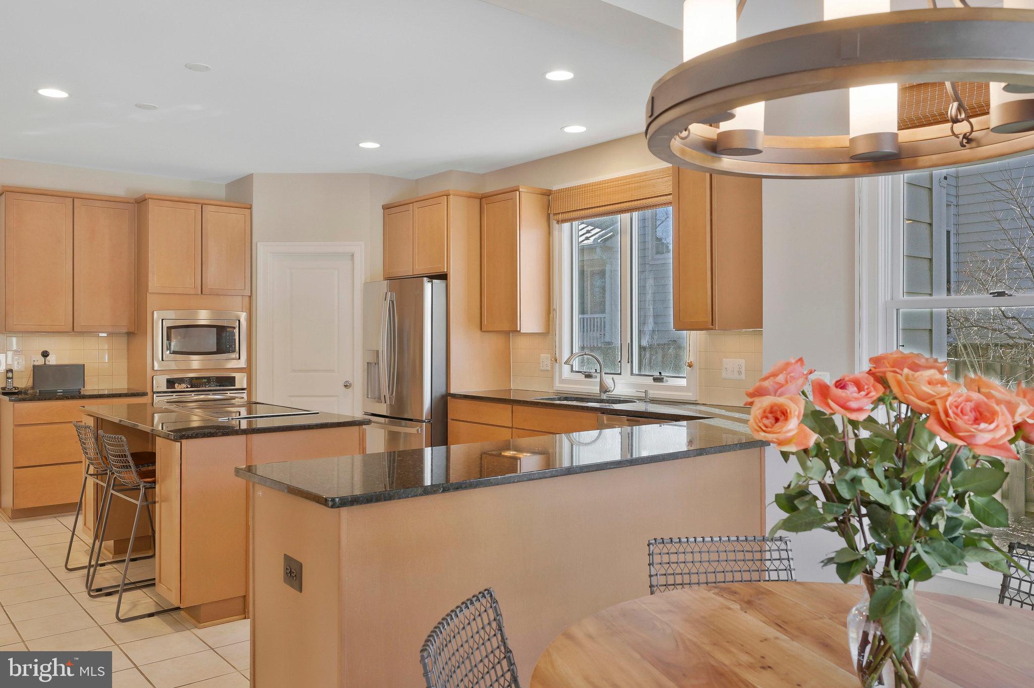 5922 Chesterbrook Road McLean, VA 22101 - Photo 29 of 82 Kitchen & Pantry