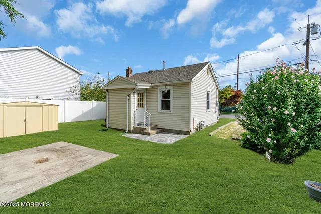 $319,900 | 118 Jersey Avenue, Middletown, NJ 07748