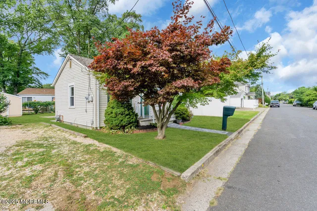 $319,900 | 118 Jersey Avenue, Middletown, NJ 07748