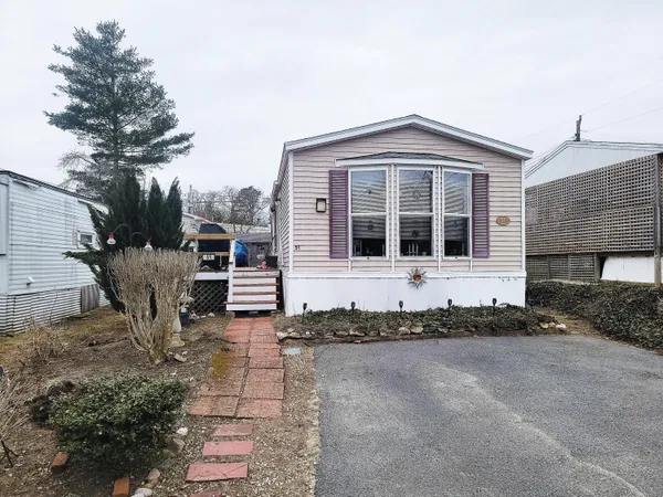 $147,100 | 300 Nathan Ellis Highway, Unit 51, Mashpee, MA 02649
