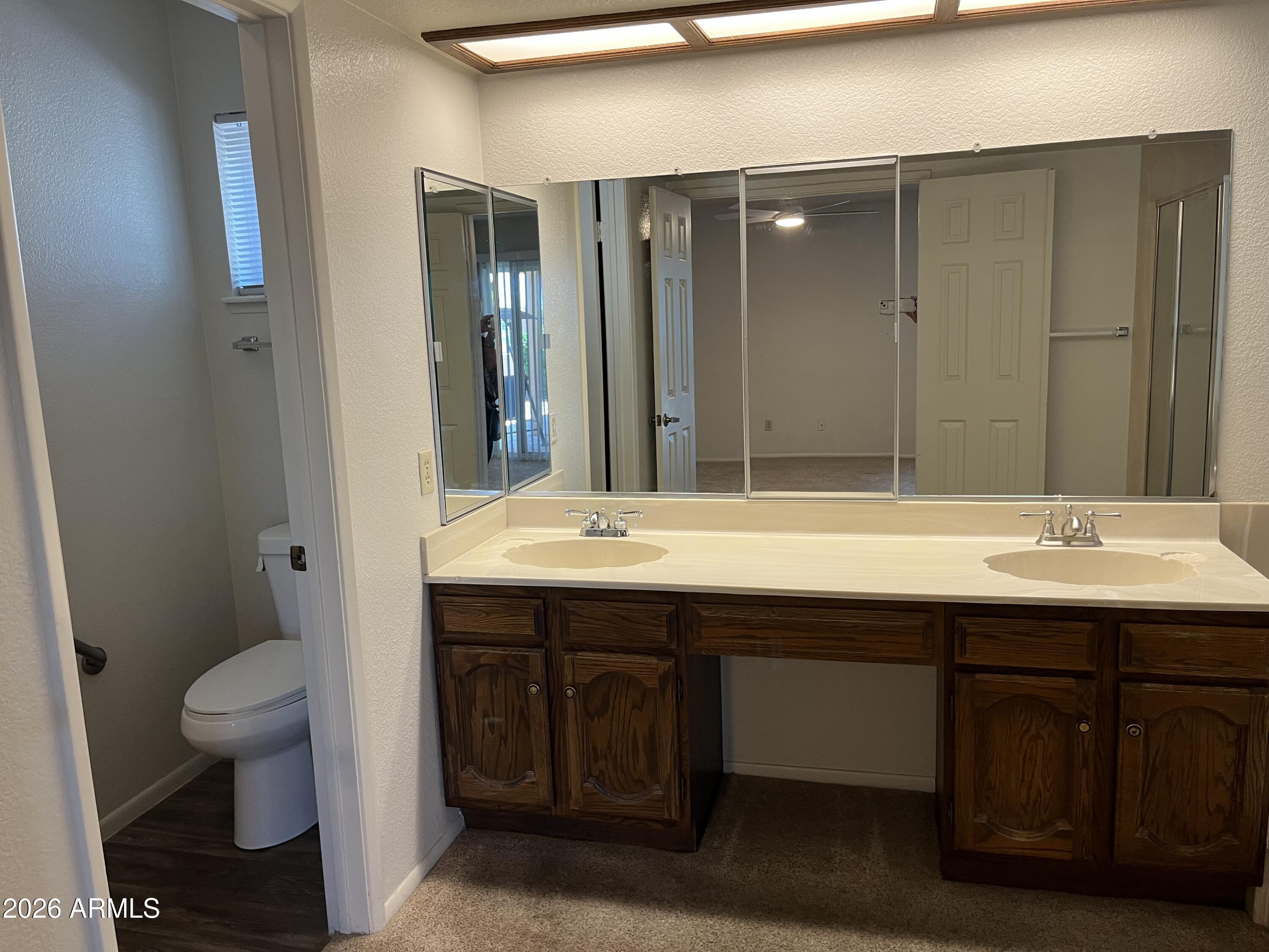 10624 West Griswold Road Peoria, AZ 85345 - Photo 17 of 28