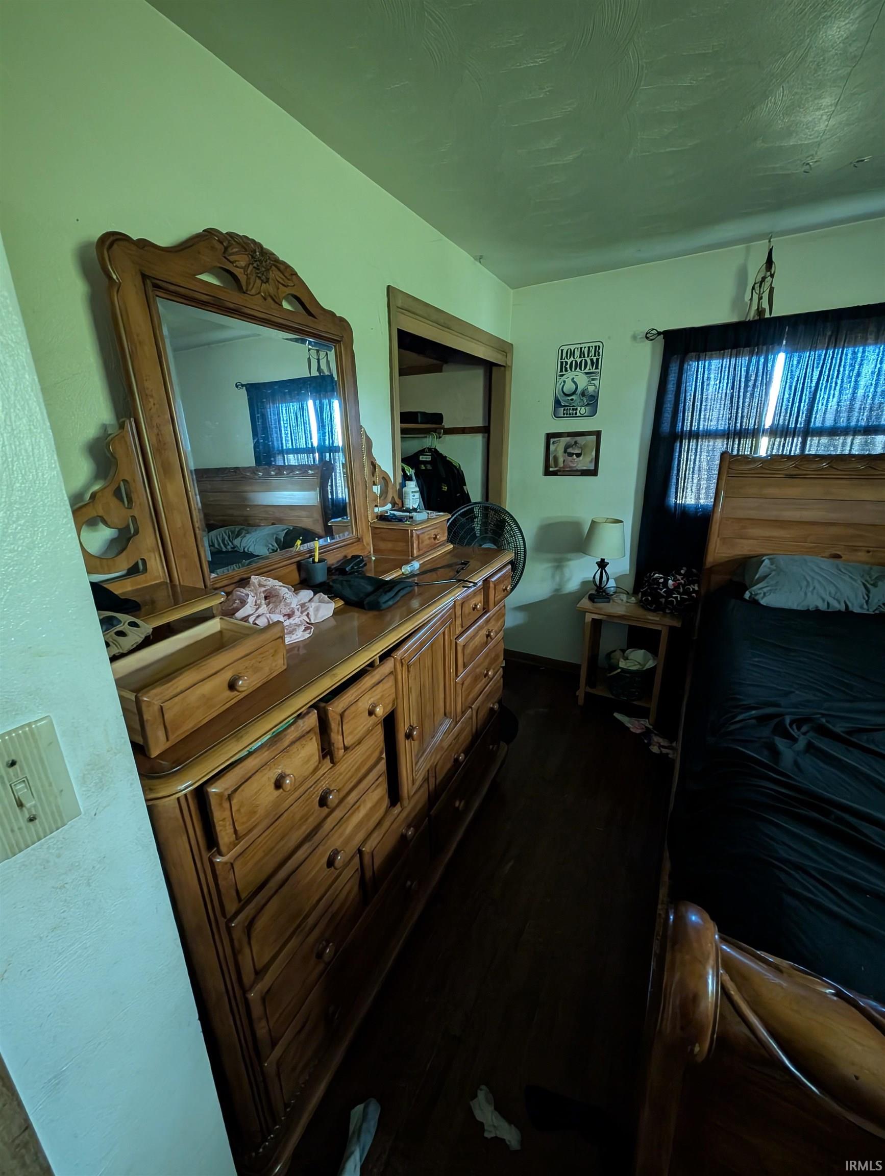 4842 Schwartz Road New Haven, IN 46774 - Photo 2 of 27