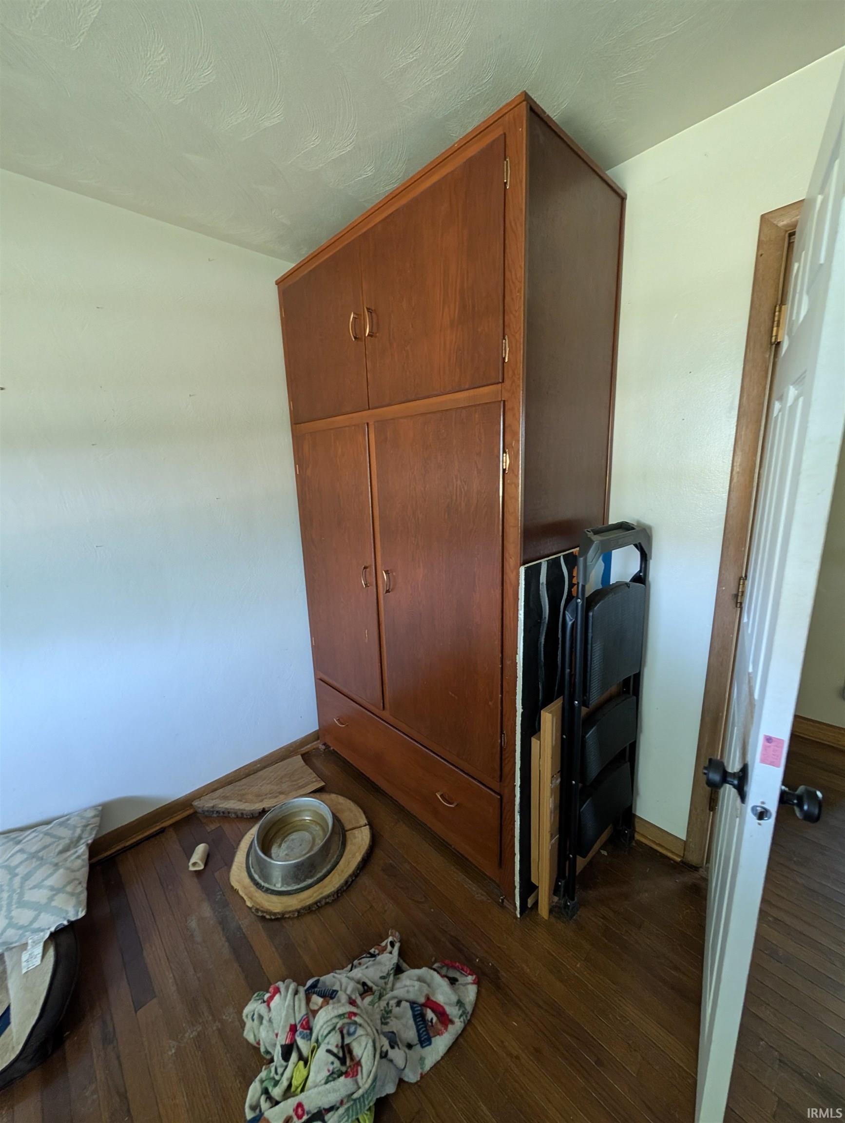 4842 Schwartz Road New Haven, IN 46774 - Photo 8 of 27