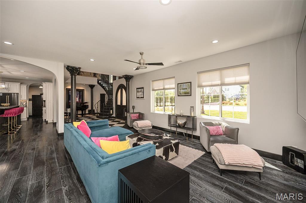 604 Glyn Cagny Road Ballwin, MO 63021 - Photo 12 of 74