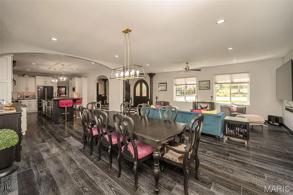 604 Glyn Cagny Road Ballwin, MO 63021 - Photo 15 of 74