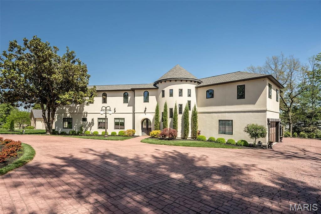 604 Glyn Cagny Road Ballwin, MO 63021 - Photo 3 of 74