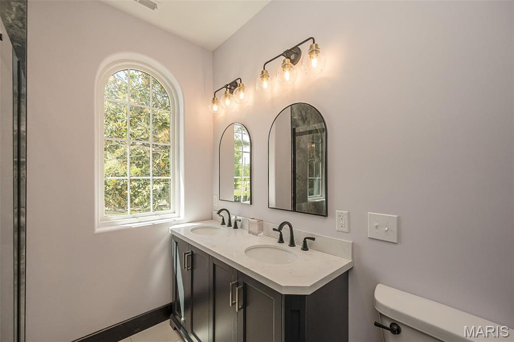 604 Glyn Cagny Road Ballwin, MO 63021 - Photo 49 of 87