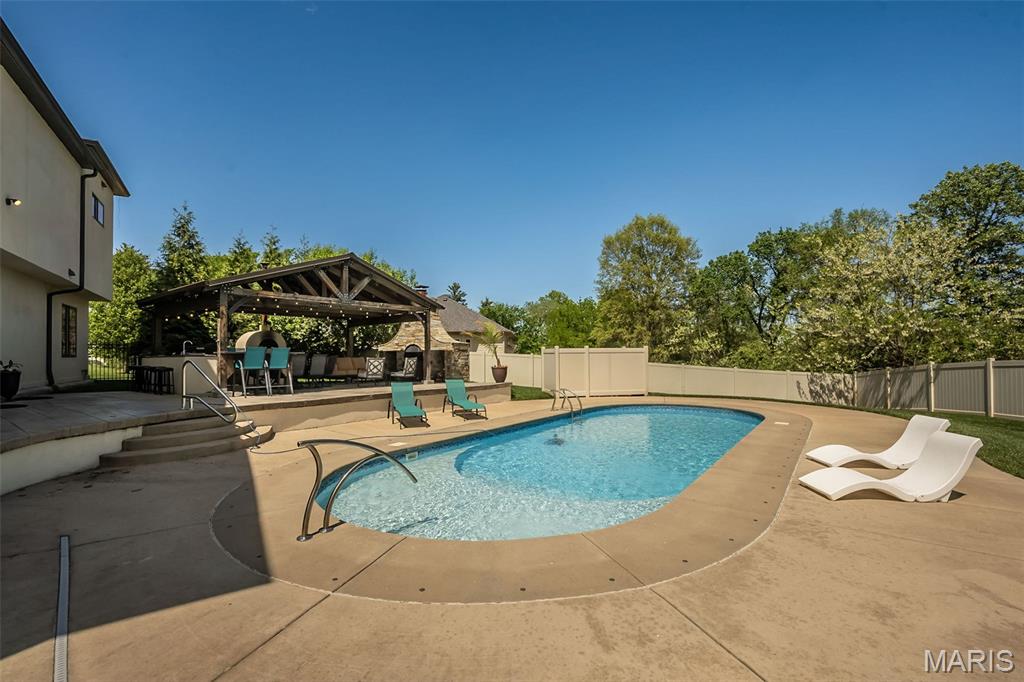 604 Glyn Cagny Road Ballwin, MO 63021 - Photo 69 of 74