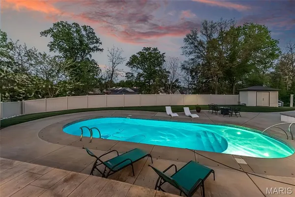 $1,450,000 | 604 Glyn Cagny Road, Ballwin, MO 63021