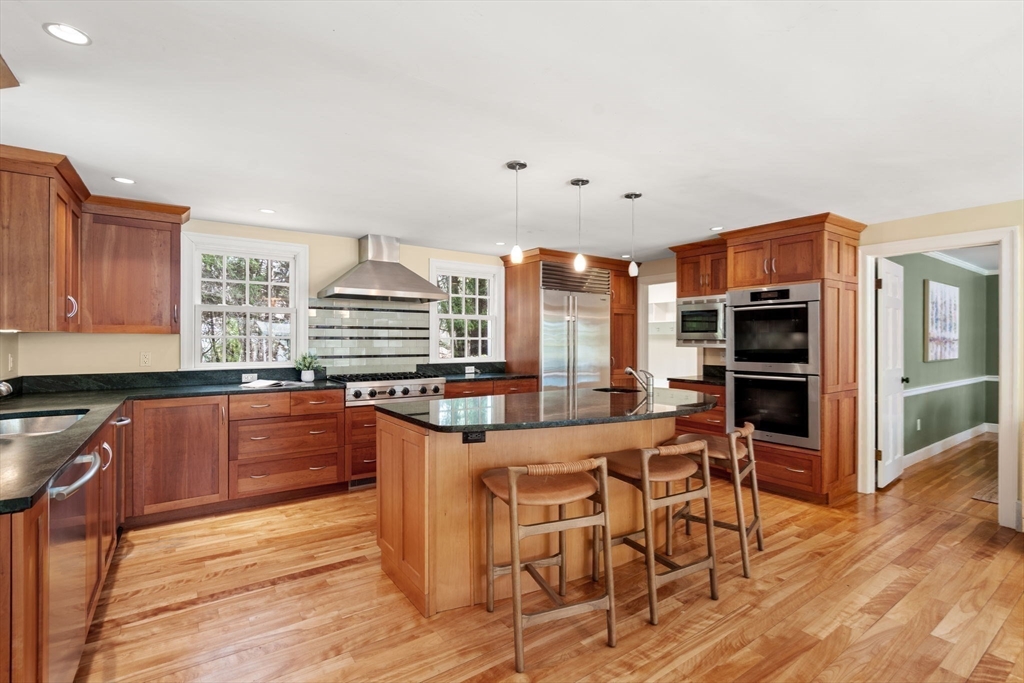80 Black Oak Road Weston, MA 02493 - Photo 7 of 32 Gallery Image 7