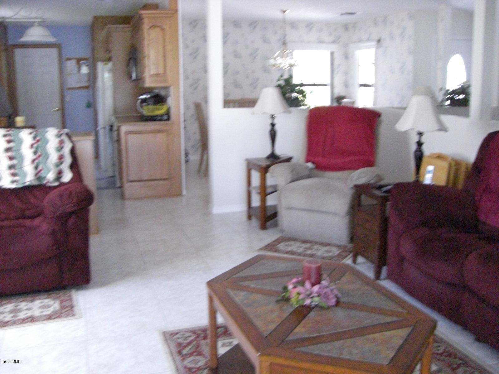 144 Del Monte Road, Unit 15 Sebastian, FL 32958 - Photo 3 of 9 144 Wimbrow 003