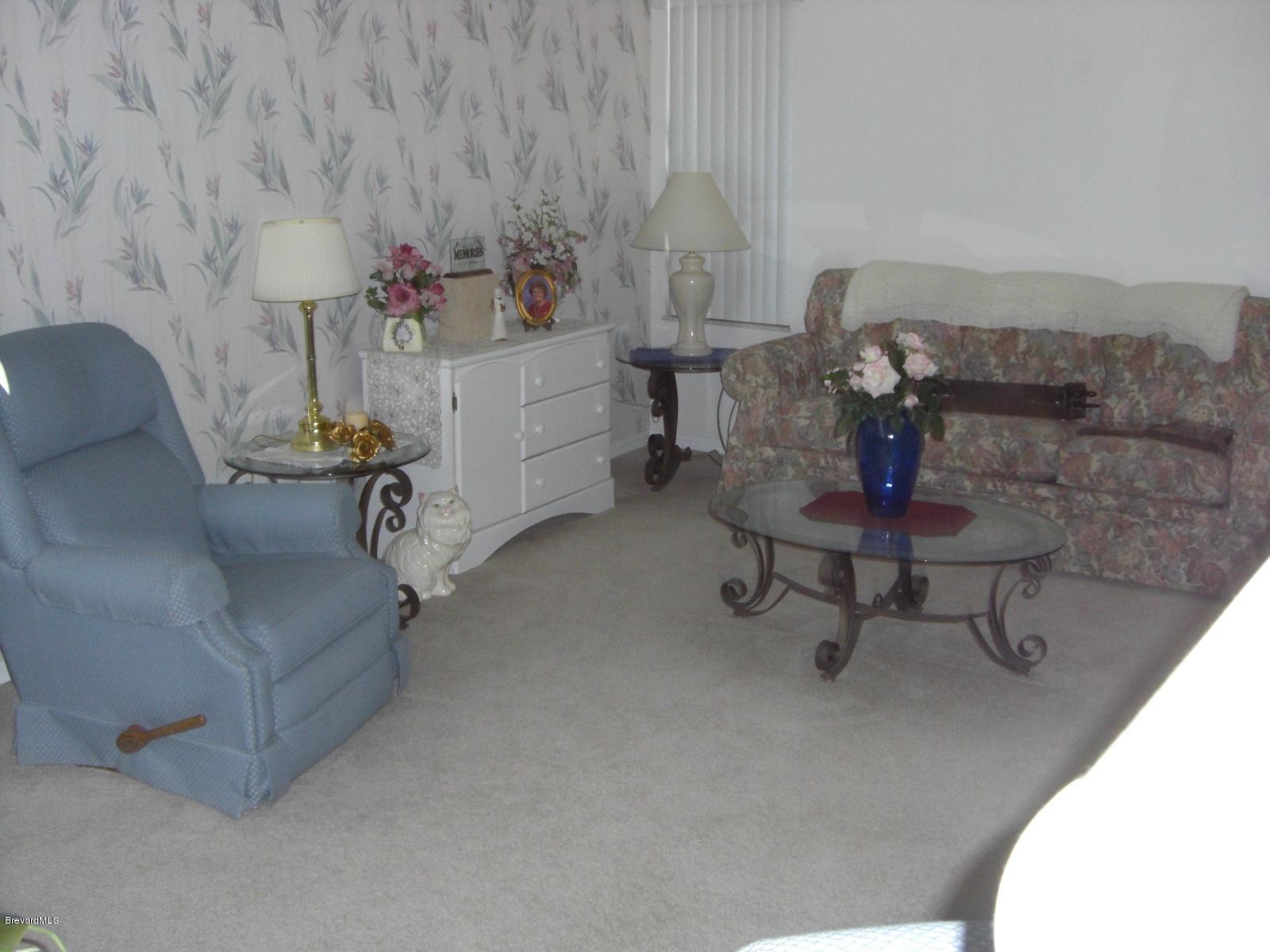 144 Del Monte Road, Unit 15 Sebastian, FL 32958 - Photo 4 of 9 144 Wimbrow 004