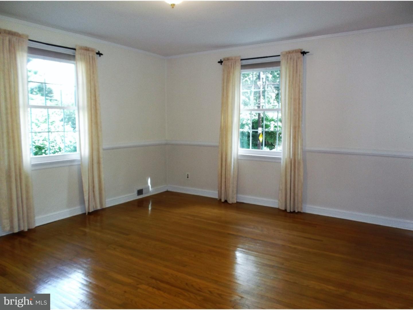 1016 Southampton Road Philadelphia, PA 19116 - Photo 8 of 25
