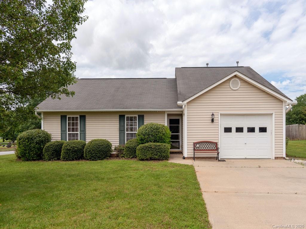 282 Cottage Ridge Road Fletcher, NC 28732 - Photo 1 of 18