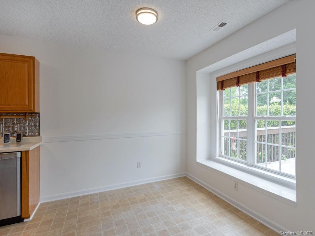 282 Cottage Ridge Road Fletcher, NC 28732 - Photo 6 of 18