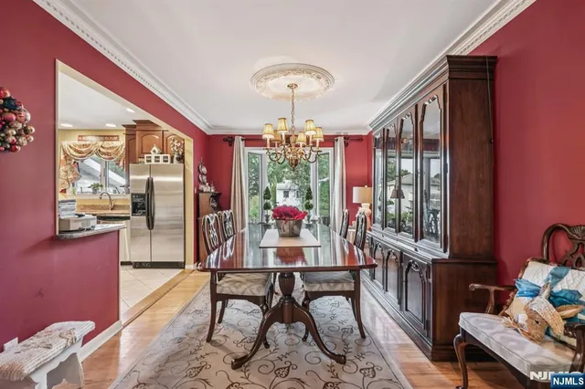 $750,000 | 32 Augusta Drive, Wayne, NJ 07470