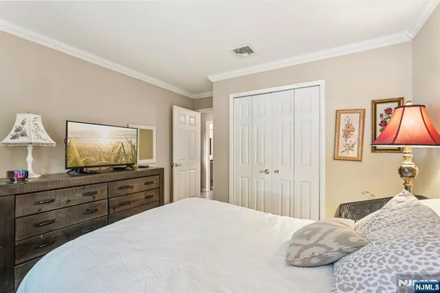 $750,000 | 32 Augusta Drive, Wayne, NJ 07470