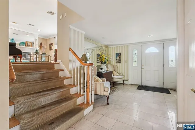 $750,000 | 32 Augusta Drive, Wayne, NJ 07470