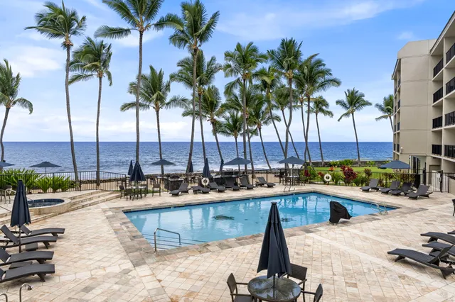 $675,000 | 75-6106 Alii Drive, Unit 114, Kailua-Kona, HI 96740