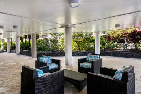 $675,000 | 75-6106 Alii Drive, Unit 114, Kailua-Kona, HI 96740