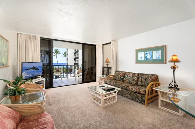 $675,000 | 75-6106 Alii Drive, Unit 114, Kailua-Kona, HI 96740