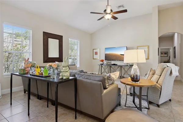 $5,500 | 11917 Camden Park Drive, Windermere, FL 34786