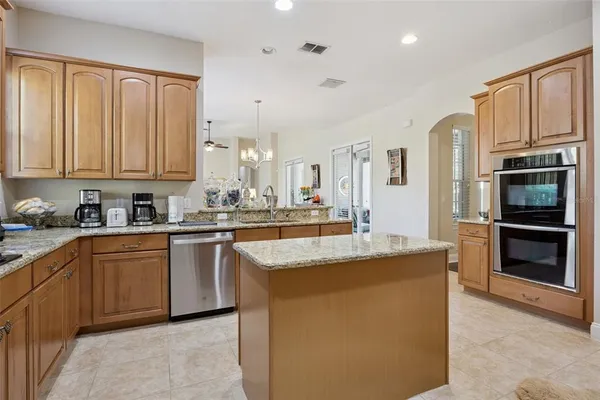 $5,500 | 11917 Camden Park Drive, Windermere, FL 34786