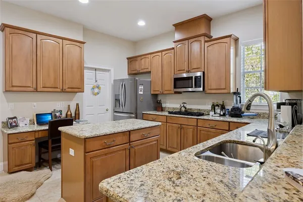 $5,500 | 11917 Camden Park Drive, Windermere, FL 34786
