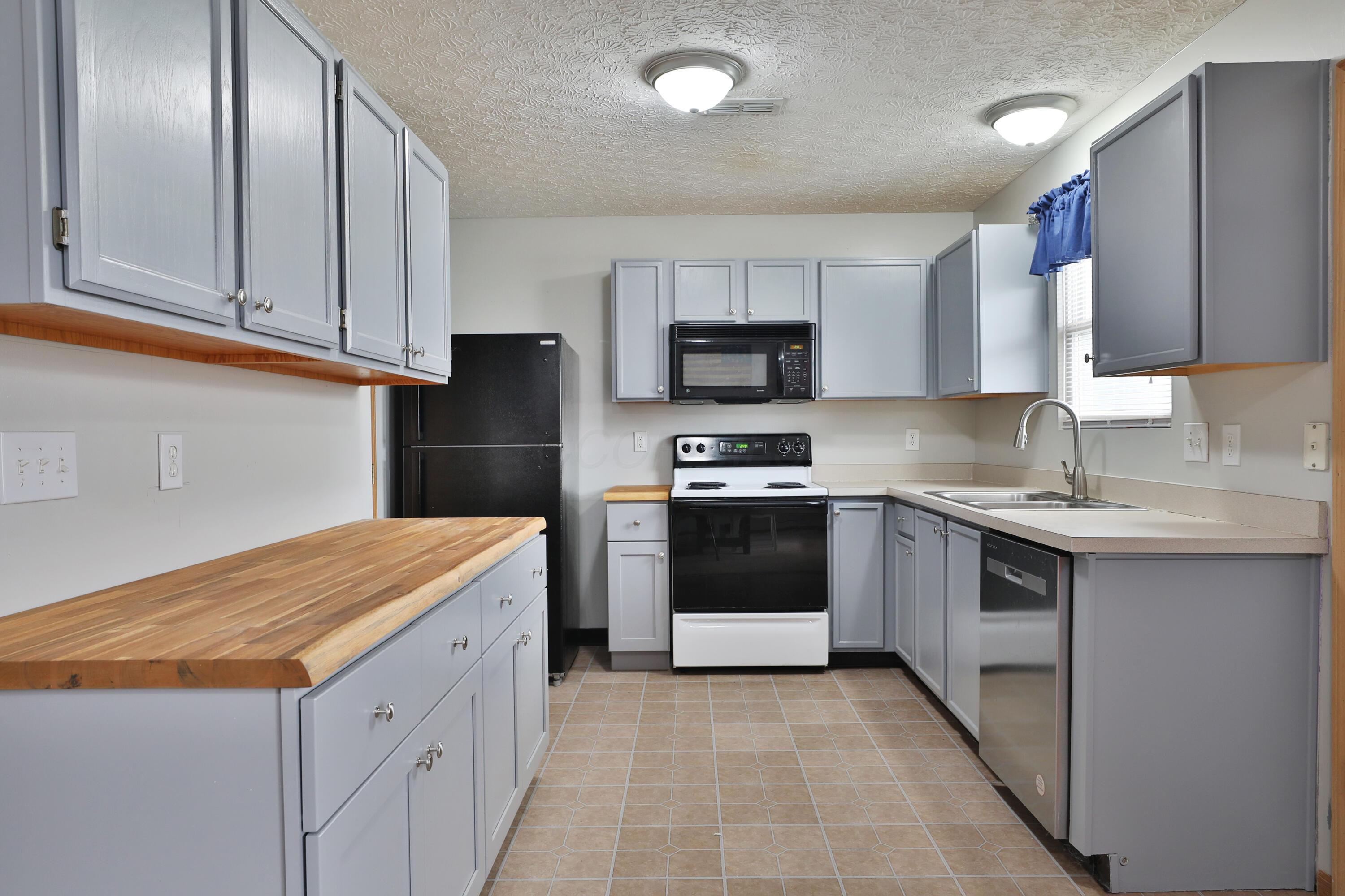 3025 Representation Terrace Columbus, OH 43207 - Photo 13 of 41